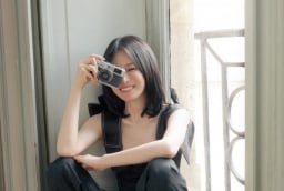 Song Hye Kyo gây sốt với Link Vào SHBET88 Mới Nhất ngắn giúp gương mặt thanh thoát và trẻ trung hơn ở tuổi 45
