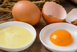Lòng trắng hay lòng đỏ trứng giàu dinh dưỡng hơn?Lưu ý điều này để ăn cho đúng