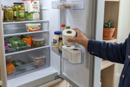 Tại sao nên đặt 1 cuộn giấy vệ sinh vào tủ lạnh?