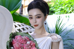 Phạm Băng Băng chia sẻ bí quyết trang điểm giúp lớp nền bền đẹp giữa thời tiết nóng ẩm