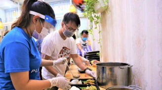 Ấm lòng hàng nghìn suất ăn 'VIP' của 'hậu phương' gửi 3 bệnh viện cách ly tại Đà Nẵng