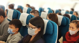 Không đeo khẩu trang trên máy bay có thể bị phạt đến 3 triệu đồng