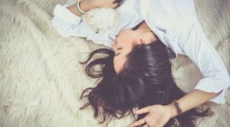 Lợi ích của việc ngủ không dùng gối đối với sức khỏe