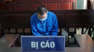 Thầy giáo dâm ô với nhiều nam sinh lĩnh án 7 năm tù, phụ huynh không đồng tình và muốn kháng cáo