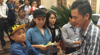 Phi Nhung bị 'soi' chưa công bố sao kê giải ngân tiền từ thiện cứu trợ miền Trung từ 2016-2020