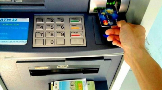 Rút tiền tại cây ATM nhớ xem kĩ 3 điểm này kẻo mất tiền oan mà không biết
