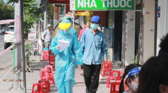 Phong toả một con ngõ hơn 2.000 dân sau khi phát hiện 9 ca mắc Covid-19