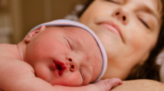 Lần đầu làm mẹ nhất định phải học ngay kĩ năng này để chăm con tốt nhất