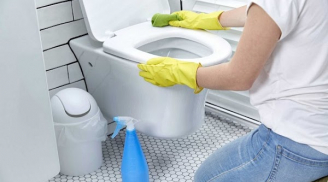 4 nguyên liệu sẵn có tại nhà giúp bồn cầu dùng lâu, cặn bẩn cũng sáng bóng đến kinh ngạc