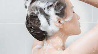3 khung giờ chị em chớ dại mà gội đầu, có khi đột quỵ thì chỉ biết than trời