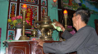 3 loại nước lau dọn bàn thờ sạch sẽ chuẩn phong thuỷ, thần Phật đều gật gù 'ưng bụng'