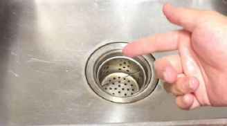 Bồn rửa bát tắc cứng, dùng 3 nguyên liệu này là có thể thông tắc dễ dàng, chẳng cần gọi thợ
