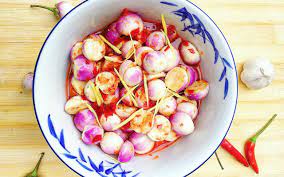 Cà pháo muối xổi nhớ làm thêm bước này, cà trắng phau, giòn tan, không đắng