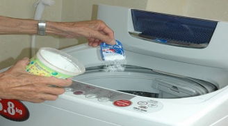 4 thói quen giặt máy khiến quần áo mãi không sạch, lại tốn nước, tốn điện