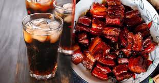 Lấy một thìa coca trộn với thịt trước khi nấu 10 phút: Giải quyết nhanh gọn vấn đề nhiều bà nội trợ mắc phải