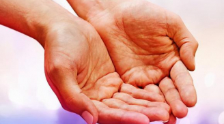 Người xưa nói: 'Năm ngón không lộ, phú quý không đi’', nhìn vào bàn tay, biết phúc lộc của từng người