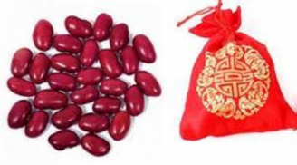 Thầy phong thủy mách: Đặt 2 'bảo bối' này ở đầu giường tài lộc ùn ùn kéo đến, gia chủ cầu được ước thấy