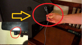 Nhân viên phục vụ tiết lộ: Bước vào phòng khách sạn phải rút phích cắm TV ngay,