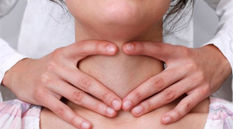 Tủ lạnh nhà ai cũng có 3 món này, vứt bỏ càng sớm càng tốt kẻo có ngày mắc K tuyến giáp