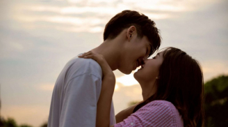 Phụ nữ 'lỡ yêu' thật lòng thường có 4 biểu hiện này, nam giới cảm nhận được thì hãy trân trọng