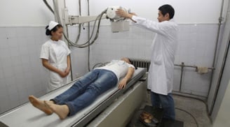 Cô giáo 28 tuổi qua đời vì K gan: BS nhắc nhở 3 chỗ có mùi hôi là gan đã yếu xơ xác
