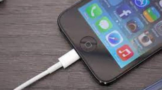 10 mẹo sạc điện thoại đúng cách để kéo dài tuổi thọ pin, điều thứ 2 nhiều 90% làm sai mà không biết