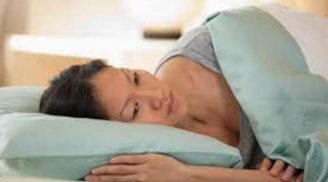 Vì sao phụ nữ sau sau tuổi 40 thích ngủ riêng phòng? 3 người phụ nữ nói lên sự thật