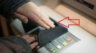 Rút tiền ở cây ATM bị nuốt thẻ: Nhấn một nút này để lấy lại nhanh chóng, không cần chờ mở khoá