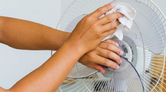 Mẹo vệ sinh quạt điện không cần tháo khung cực tiết kiệm thời gian: Phụ nữ cũng làm cực dễ