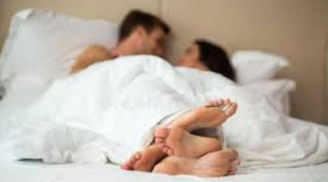 Tại sao phụ nữ càng lớn tuổi càng 'ham muốn' đàn ông nhiều hơn? Những người trong độ tuổi nói sự thật