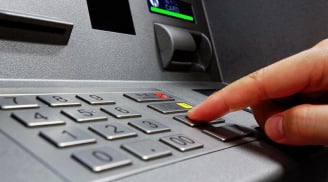Máy ATM nuốt thẻ hãy làm ngay cách này để lấy lại thẻ nhanh chóng, không tốn nhiều công sức