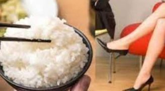 Tổ tiên dặn kĩ ‘Ăn cơm không cắm đũa, ngồi ghế không rung chân’, phạm phải dễ mất hết phúc khí