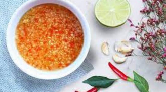 Pha mắm chua ngọt nếu muốn tỏi ớt nổi lên 100% 'không trượt phát nào' chỉ cần làm theo cách đơn giản sau