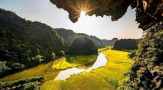 Mùng 2/9 nên đi đâu chơi ở miền Bắc: 7 địa điểm du lịch vừa đẹp vừa rẻ, đừng bỏ qua