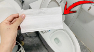 Bỏ khẩu trang vào bể chứa nước bồn cầu, sáng ra bạn sẽ được hưởng ngay lợi lớn