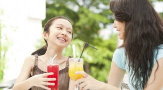 Những điều cực kỳ bổ ích mẹ dạy con biết về 'chuyện ấy'