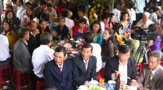 Bi hài chuyện Quatrian shbet hiện đang mở: Xấu hổ khi nghe nhà trai bắc loa đọc tiền mừng cưới
