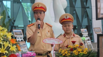 Cộng đồng mạng 'khóc cạn nước mắt' trước sự ra đi của cậu bé bị ung thư ước mơ làm Cảnh sát giao thông