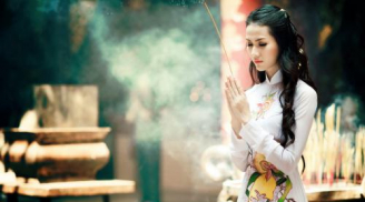 Đi chùa lễ Phật: 8 quy tắc dâng hương ai cũng cần biết