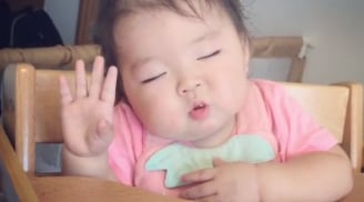 Thiên thần xinh đẹp miệng nhai, mắt nhắm suốt 40 giây khiến cư dân mạng 'phát cuồng'