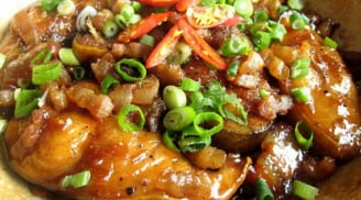 Làm món cá kho tiêu đơn giản mà thơm ngon nhất cả nhà đều mê