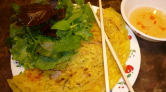 Xuýt xoa ngày lạnh với bánh khoái tép chảo gang đặc sản xứ Thanh