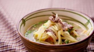 Công thức nấu canh thịt bò xoài xanh thơm ngon bổ dưỡng cho ngày hè