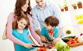 Bố mẹ đều lùn, con có cao được không?