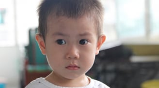 Người phụ nữ nhận là mẹ bé trai nghi bị bỏ rơi ở trung tâm Sài Gòn đã trình những giấy tờ liên quan