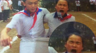 Chưa kịp tự hào vì được in hình lên bìa vở, nữ sinh 10X 'câm nín' vì biểu cảm 'khó đỡ' của mình