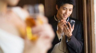 Phát hiện điều bất thường sau 1 tin nhắn của chồng, cô vợ khiến chị em ngả mũ thán phục
