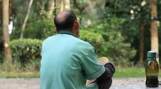 Kết hôn với cụ ông 65 tuổi, cô gái trẻ khiến con trai của chồng vừa nhìn thấy đã tái mặt