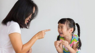 5 hành động xấu của cha mẹ ảnh hưởng không tốt tới sự phát triển trong tương lai của con
