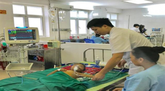 Bé trai 5 tuổi nguy kịch vì cha mẹ tự ý chữa bệnh cho con bằng thuốc lạ